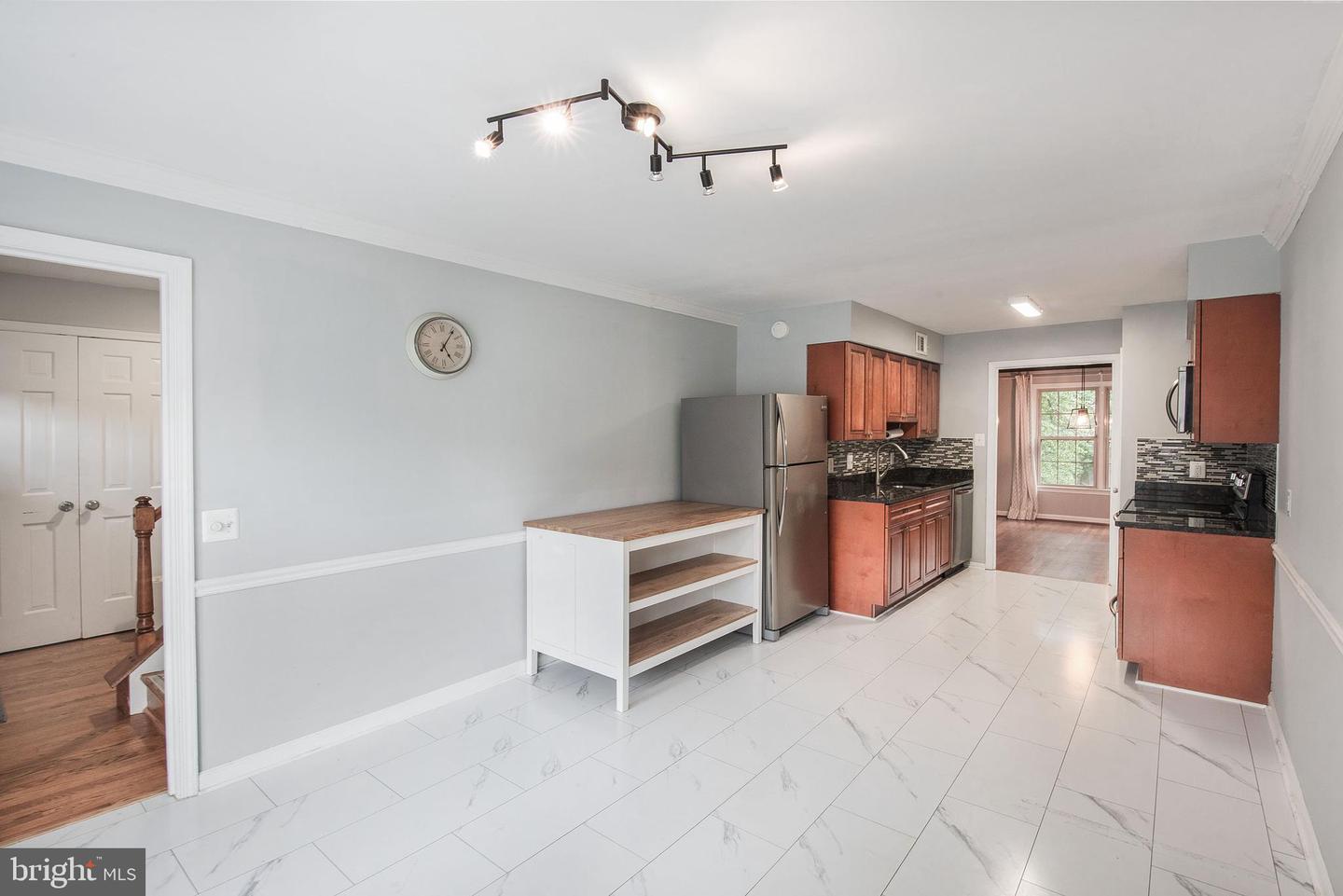 6611 ROSECROFT PL, FALLS CHURCH, Virginia 22043, 3 Bedrooms Bedrooms, ,3 BathroomsBathrooms,Residential,For sale,6611 ROSECROFT PL,VAFX2258334 MLS # VAFX2258334