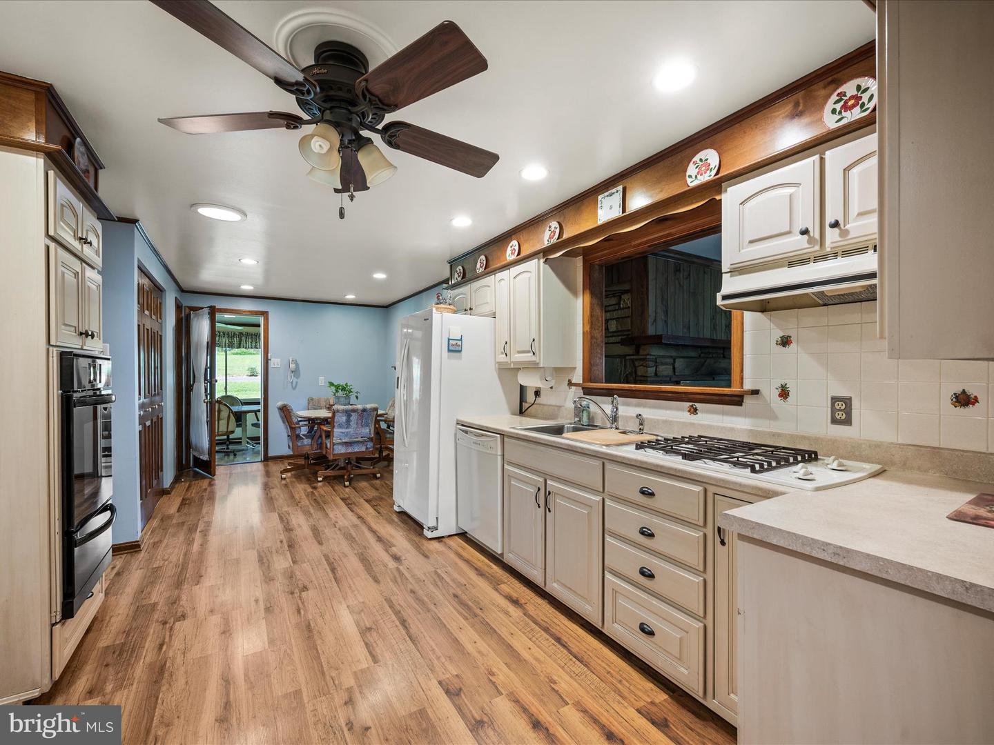 40240 BRADDOCK RD, ALDIE, Virginia 20105, 3 Bedrooms Bedrooms, ,2 BathroomsBathrooms,Residential,For sale,40240 BRADDOCK RD,VALO2103384 MLS # VALO2103384