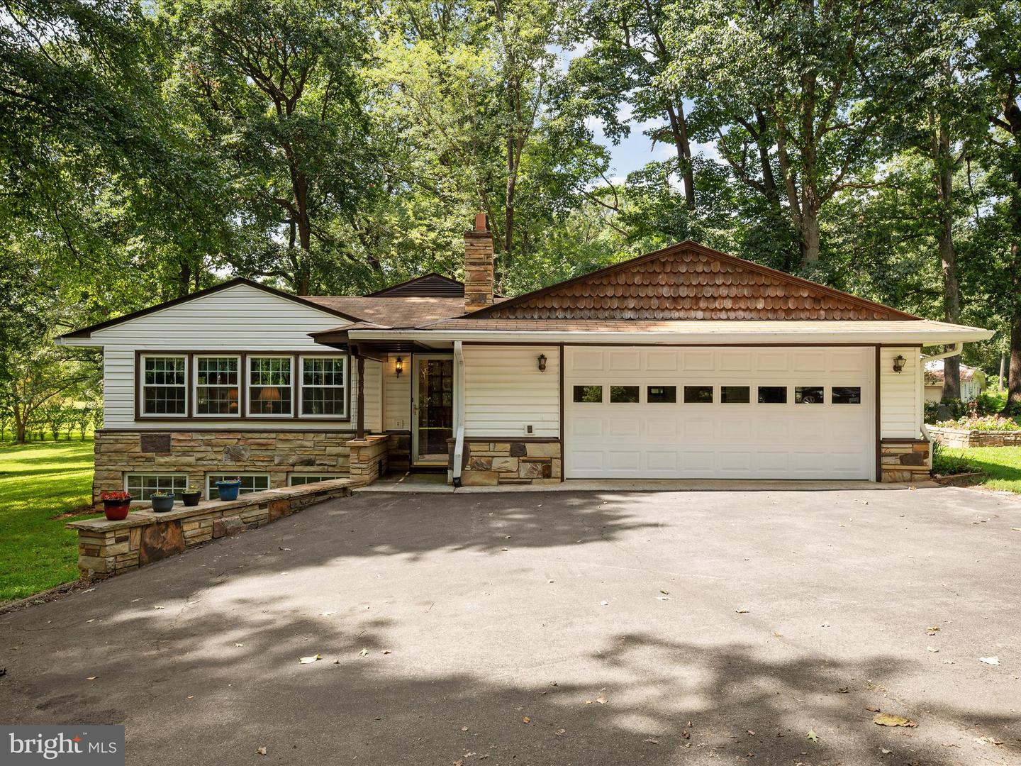 40240 BRADDOCK RD, ALDIE, Virginia 20105, 3 Bedrooms Bedrooms, ,2 BathroomsBathrooms,Residential,For sale,40240 BRADDOCK RD,VALO2103384 MLS # VALO2103384