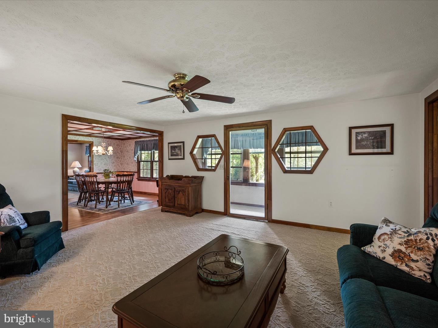 40240 BRADDOCK RD, ALDIE, Virginia 20105, 3 Bedrooms Bedrooms, ,2 BathroomsBathrooms,Residential,For sale,40240 BRADDOCK RD,VALO2103384 MLS # VALO2103384