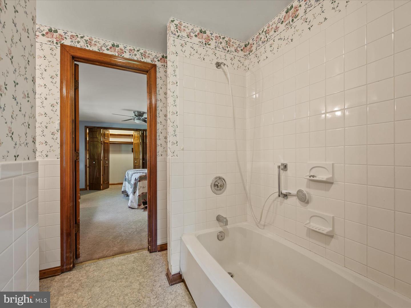 40240 BRADDOCK RD, ALDIE, Virginia 20105, 3 Bedrooms Bedrooms, ,2 BathroomsBathrooms,Residential,For sale,40240 BRADDOCK RD,VALO2103384 MLS # VALO2103384