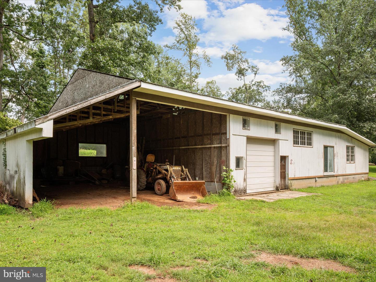 40240 BRADDOCK RD, ALDIE, Virginia 20105, 3 Bedrooms Bedrooms, ,2 BathroomsBathrooms,Residential,For sale,40240 BRADDOCK RD,VALO2103384 MLS # VALO2103384