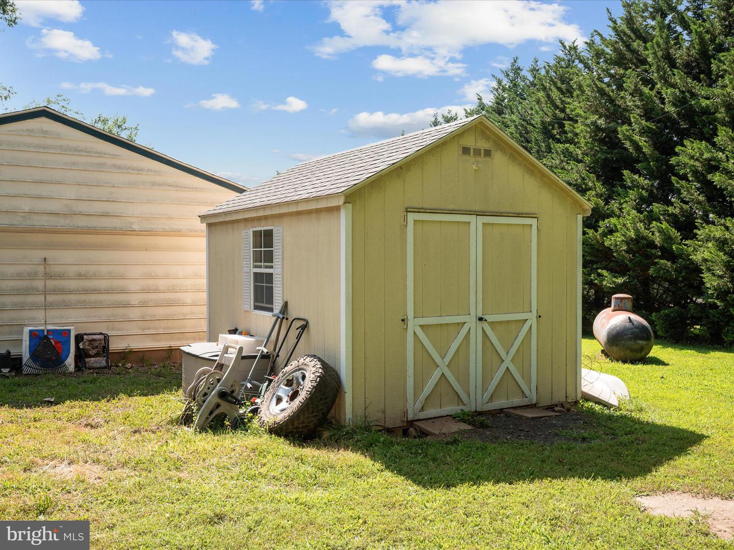 40240 BRADDOCK RD, ALDIE, Virginia 20105, 3 Bedrooms Bedrooms, ,2 BathroomsBathrooms,Residential,For sale,40240 BRADDOCK RD,VALO2103384 MLS # VALO2103384