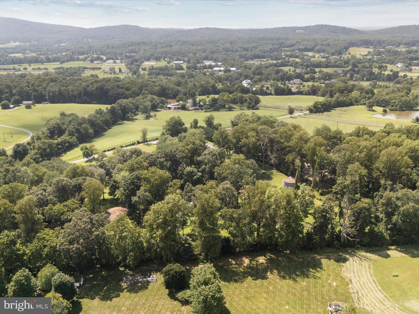 40240 BRADDOCK RD, ALDIE, Virginia 20105, 3 Bedrooms Bedrooms, ,2 BathroomsBathrooms,Residential,For sale,40240 BRADDOCK RD,VALO2103384 MLS # VALO2103384