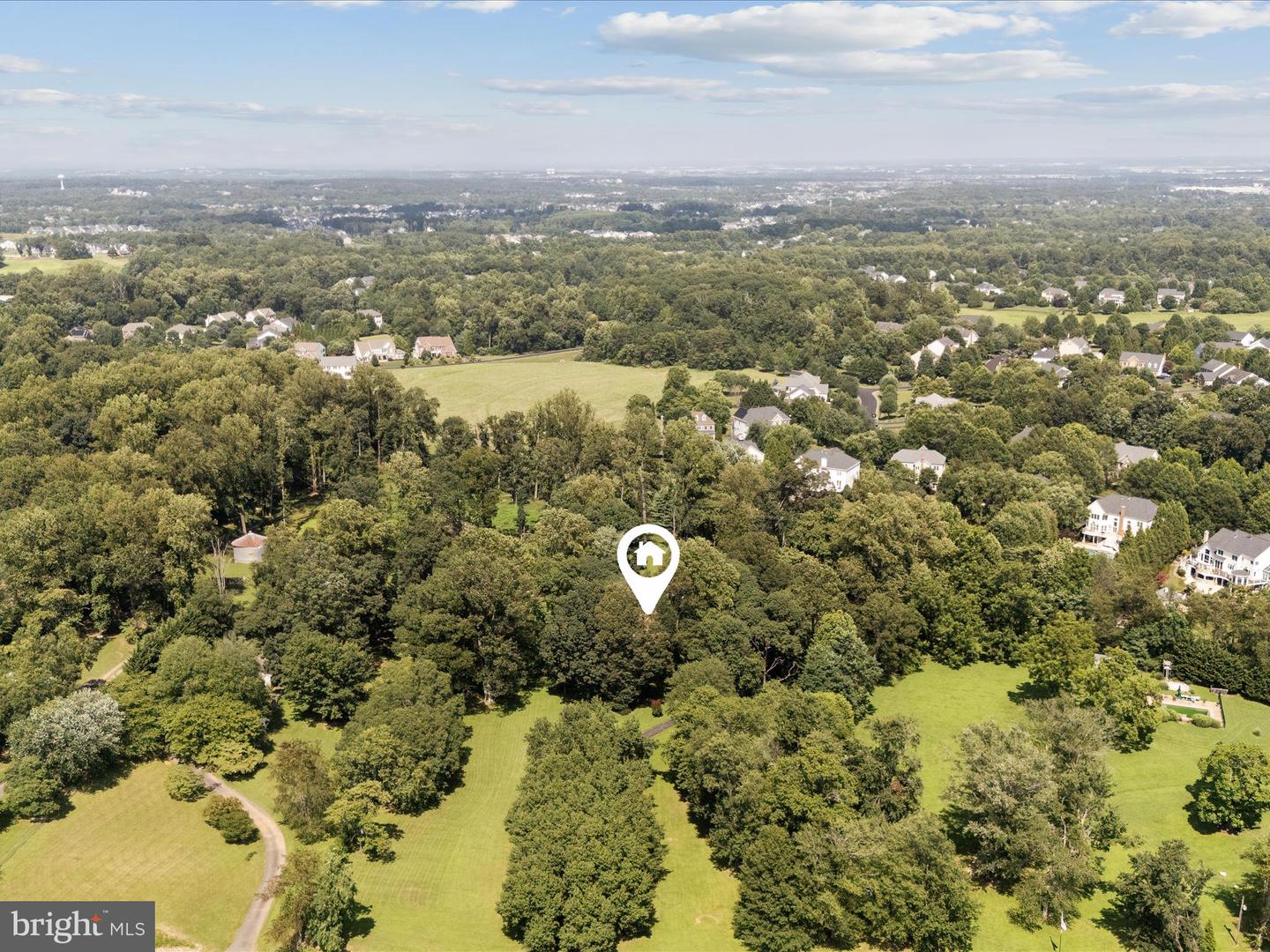 40240 BRADDOCK RD, ALDIE, Virginia 20105, 3 Bedrooms Bedrooms, ,2 BathroomsBathrooms,Residential,For sale,40240 BRADDOCK RD,VALO2103384 MLS # VALO2103384