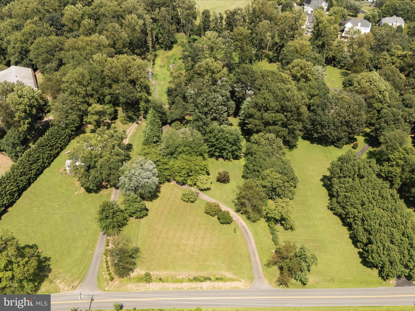40240 BRADDOCK RD, ALDIE, Virginia 20105, 3 Bedrooms Bedrooms, ,2 BathroomsBathrooms,Residential,For sale,40240 BRADDOCK RD,VALO2103384 MLS # VALO2103384