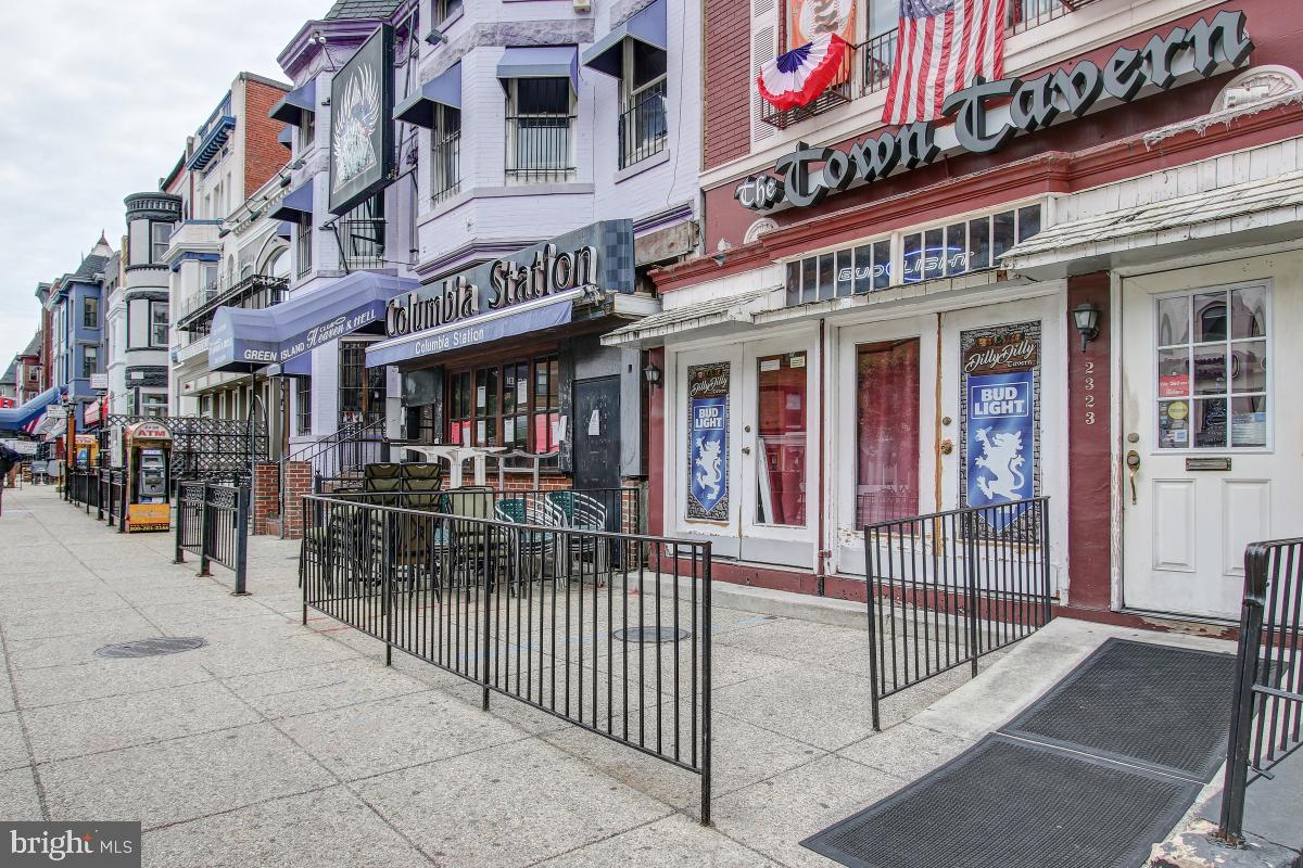 1738 T ST NW #1, WASHINGTON, District Of Columbia 20009, 2 Bedrooms Bedrooms, ,1 BathroomBathrooms,Residential,For sale,1738 T ST NW #1,DCDC2212806 MLS # DCDC2212806
