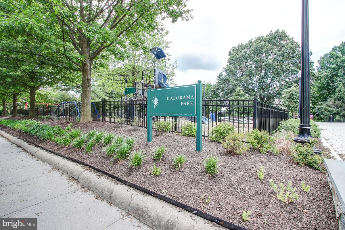 1738 T ST NW #1, WASHINGTON, District Of Columbia 20009, 2 Bedrooms Bedrooms, ,1 BathroomBathrooms,Residential,For sale,1738 T ST NW #1,DCDC2212806 MLS # DCDC2212806