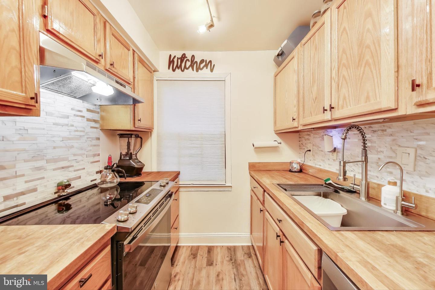 2126 SUITLAND TER SE #101, WASHINGTON, District Of Columbia 20020, 2 Bedrooms Bedrooms, ,1 BathroomBathrooms,Residential,For sale,2126 SUITLAND TER SE #101,DCDC2212820 MLS # DCDC2212820