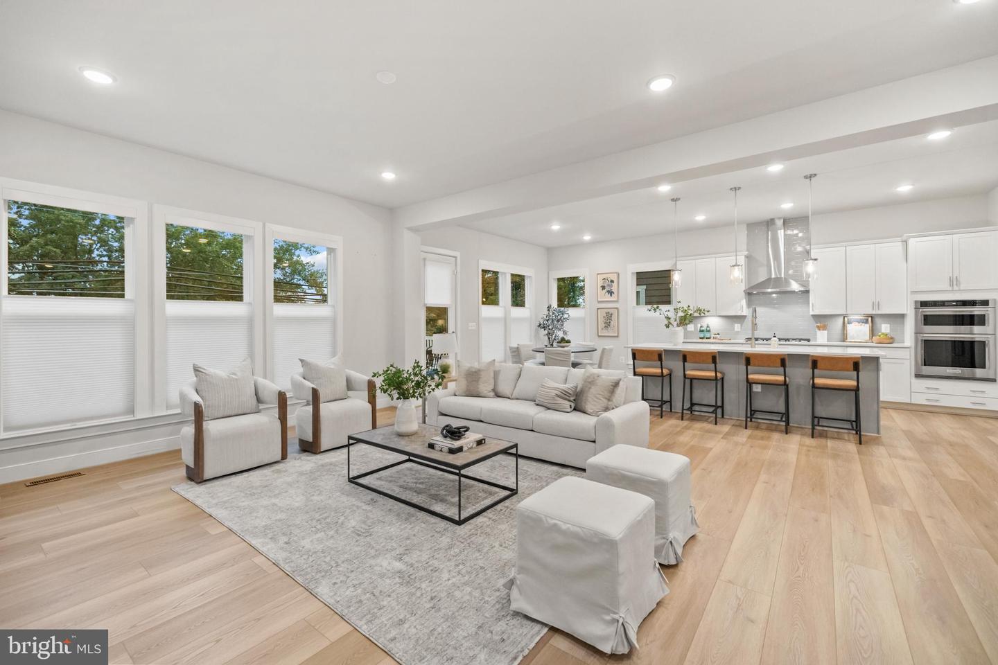 4635 WOOD GLEN RD, FAIRFAX, Virginia 22032, 5 Bedrooms Bedrooms, ,4 BathroomsBathrooms,Residential,For sale,4635 WOOD GLEN RD,VAFX2258362 MLS # VAFX2258362