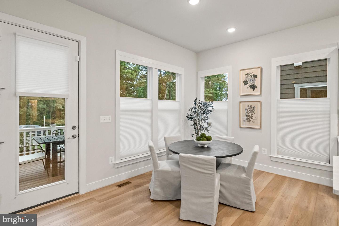 4635 WOOD GLEN RD, FAIRFAX, Virginia 22032, 5 Bedrooms Bedrooms, ,4 BathroomsBathrooms,Residential,For sale,4635 WOOD GLEN RD,VAFX2258362 MLS # VAFX2258362