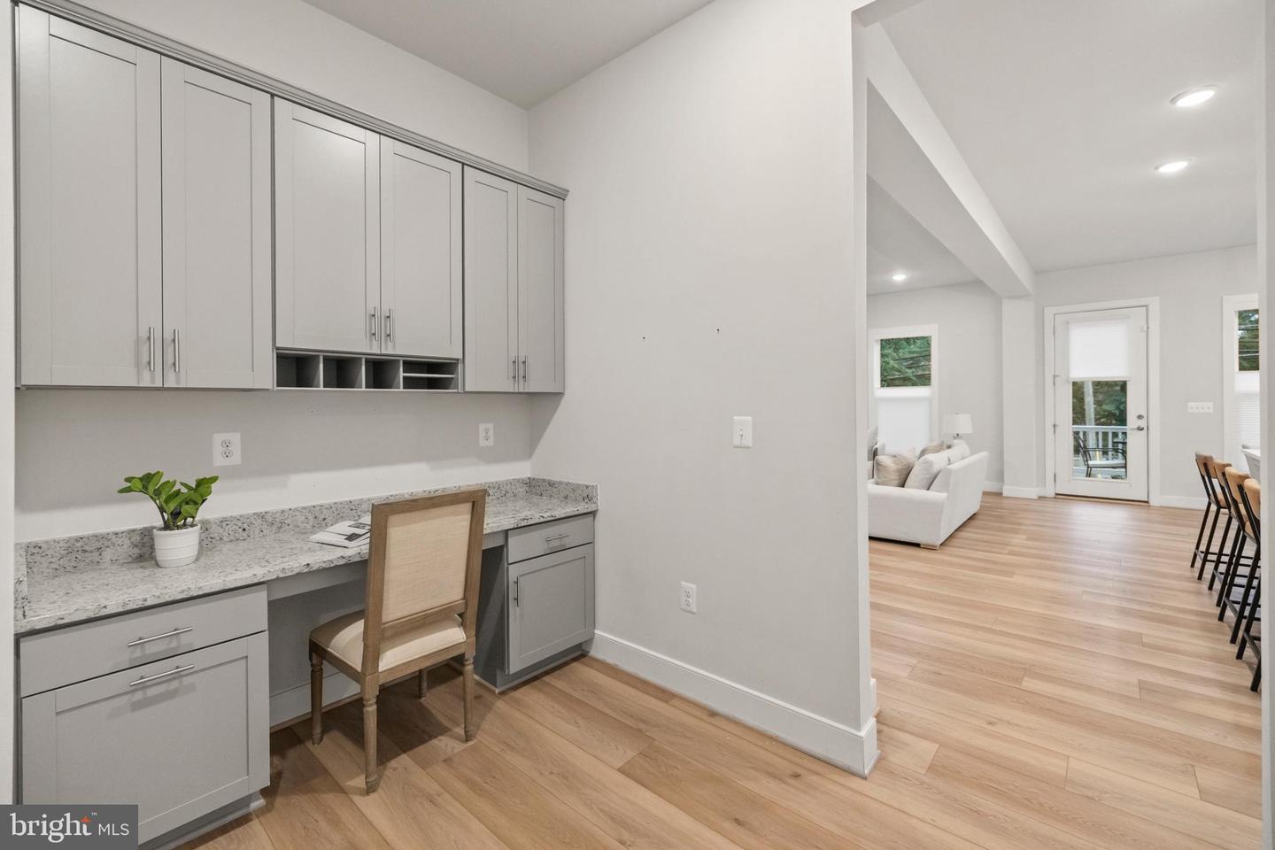 4635 WOOD GLEN RD, FAIRFAX, Virginia 22032, 5 Bedrooms Bedrooms, ,4 BathroomsBathrooms,Residential,For sale,4635 WOOD GLEN RD,VAFX2258362 MLS # VAFX2258362