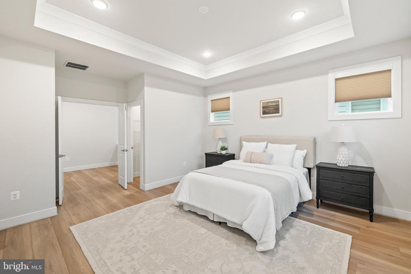 4635 WOOD GLEN RD, FAIRFAX, Virginia 22032, 5 Bedrooms Bedrooms, ,4 BathroomsBathrooms,Residential,For sale,4635 WOOD GLEN RD,VAFX2258362 MLS # VAFX2258362