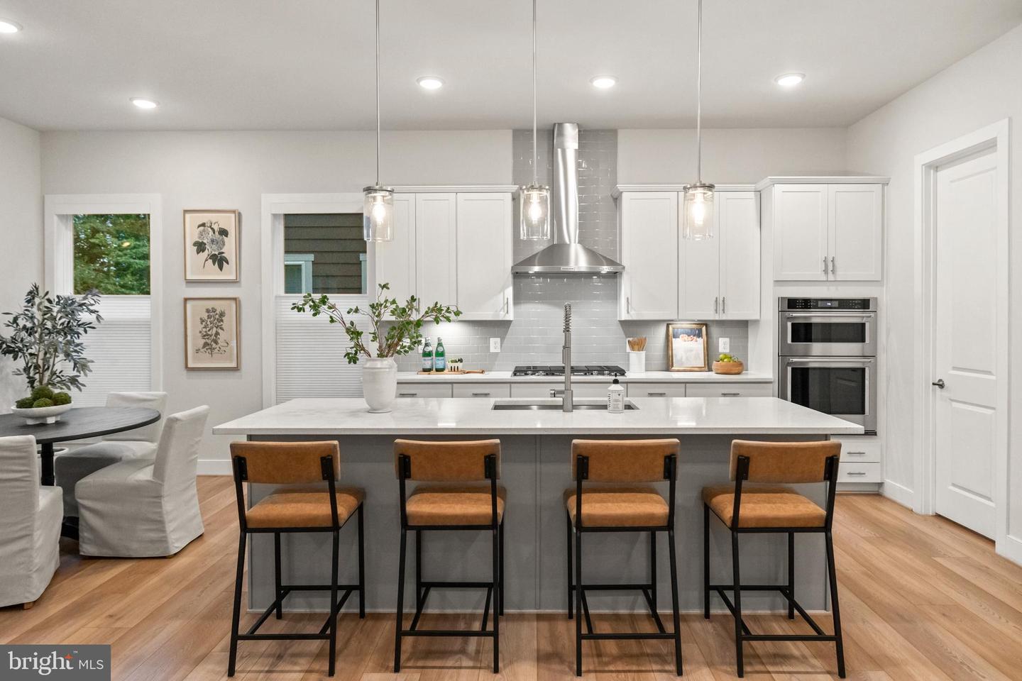 4635 WOOD GLEN RD, FAIRFAX, Virginia 22032, 5 Bedrooms Bedrooms, ,4 BathroomsBathrooms,Residential,For sale,4635 WOOD GLEN RD,VAFX2258362 MLS # VAFX2258362