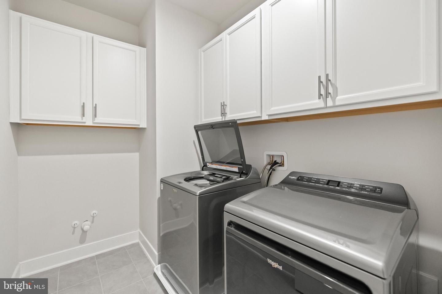 4635 WOOD GLEN RD, FAIRFAX, Virginia 22032, 5 Bedrooms Bedrooms, ,4 BathroomsBathrooms,Residential,For sale,4635 WOOD GLEN RD,VAFX2258362 MLS # VAFX2258362