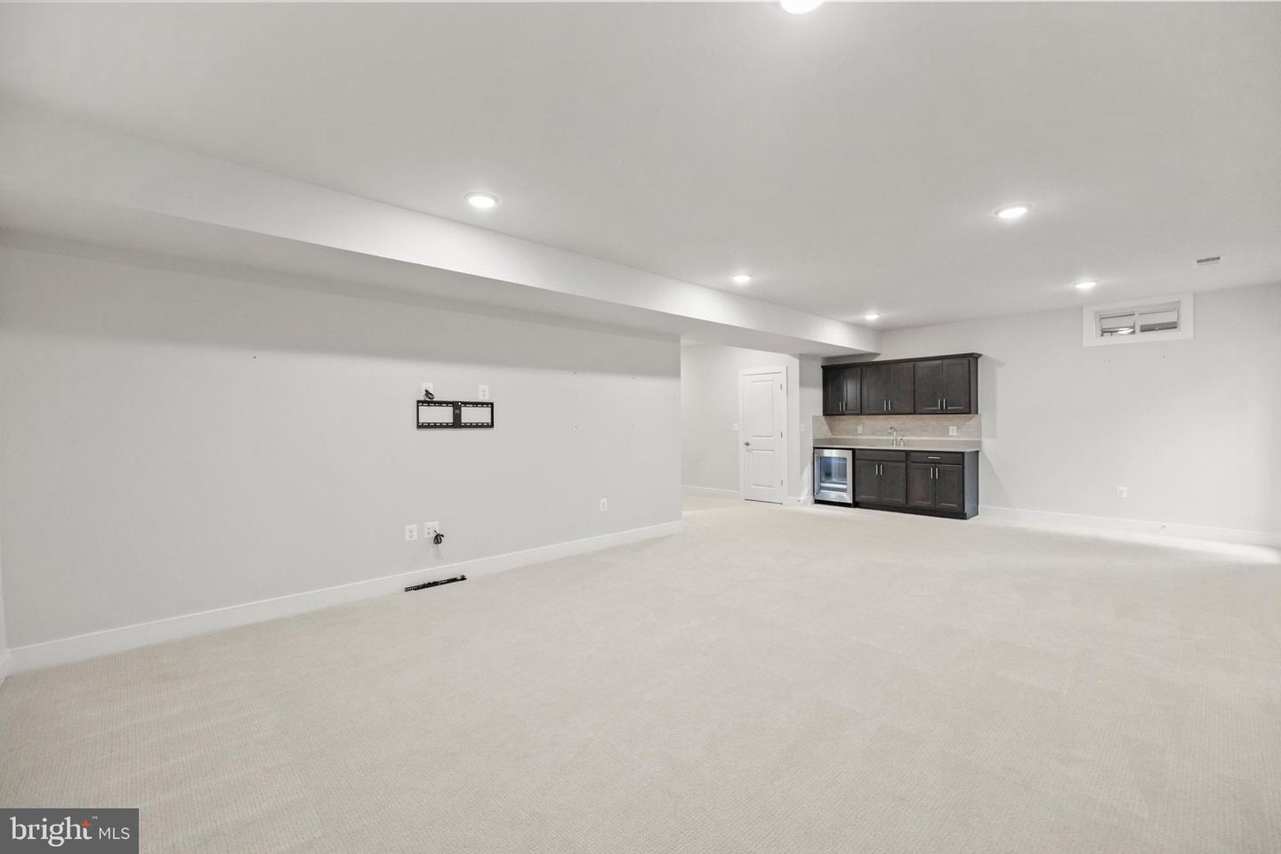 4635 WOOD GLEN RD, FAIRFAX, Virginia 22032, 5 Bedrooms Bedrooms, ,4 BathroomsBathrooms,Residential,For sale,4635 WOOD GLEN RD,VAFX2258362 MLS # VAFX2258362