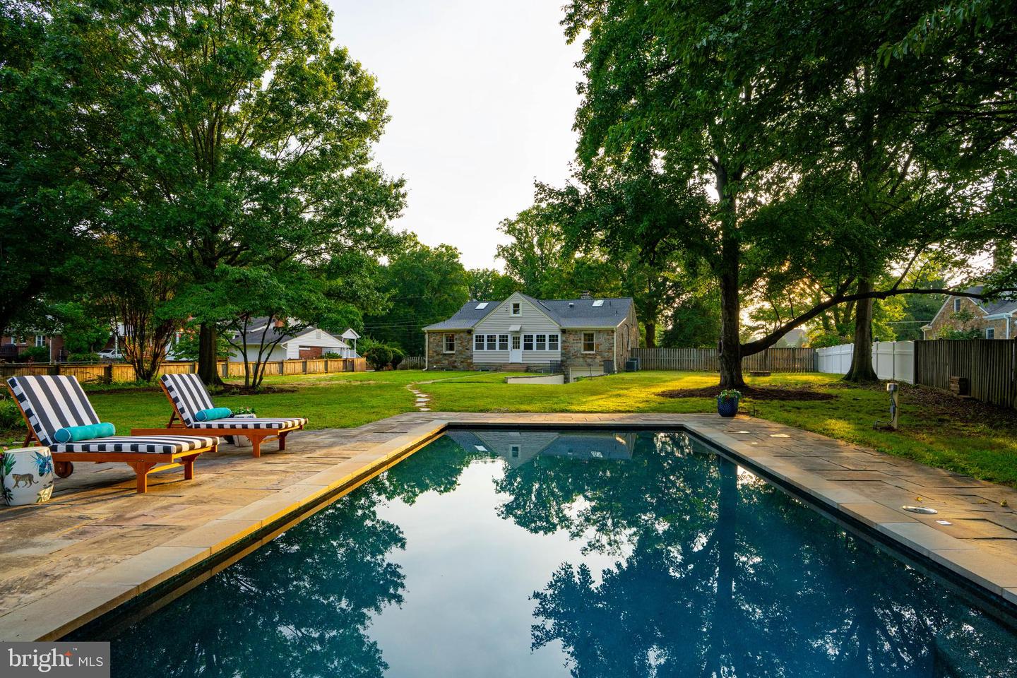 4505 PARK RD, ALEXANDRIA, Virginia 22312, 6 Bedrooms Bedrooms, ,4 BathroomsBathrooms,Residential,For sale,4505 PARK RD,VAFX2258372 MLS # VAFX2258372