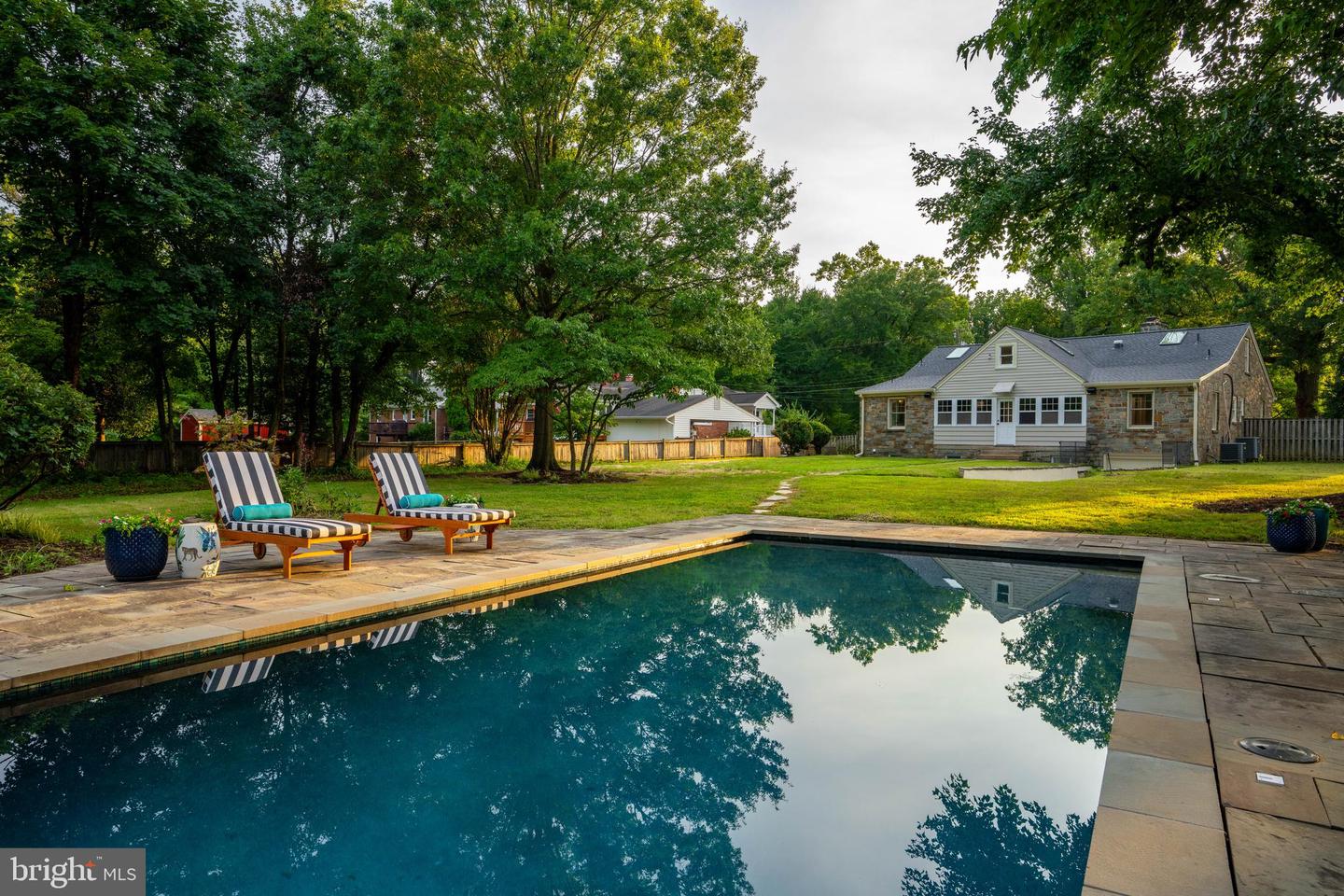 4505 PARK RD, ALEXANDRIA, Virginia 22312, 6 Bedrooms Bedrooms, ,4 BathroomsBathrooms,Residential,For sale,4505 PARK RD,VAFX2258372 MLS # VAFX2258372