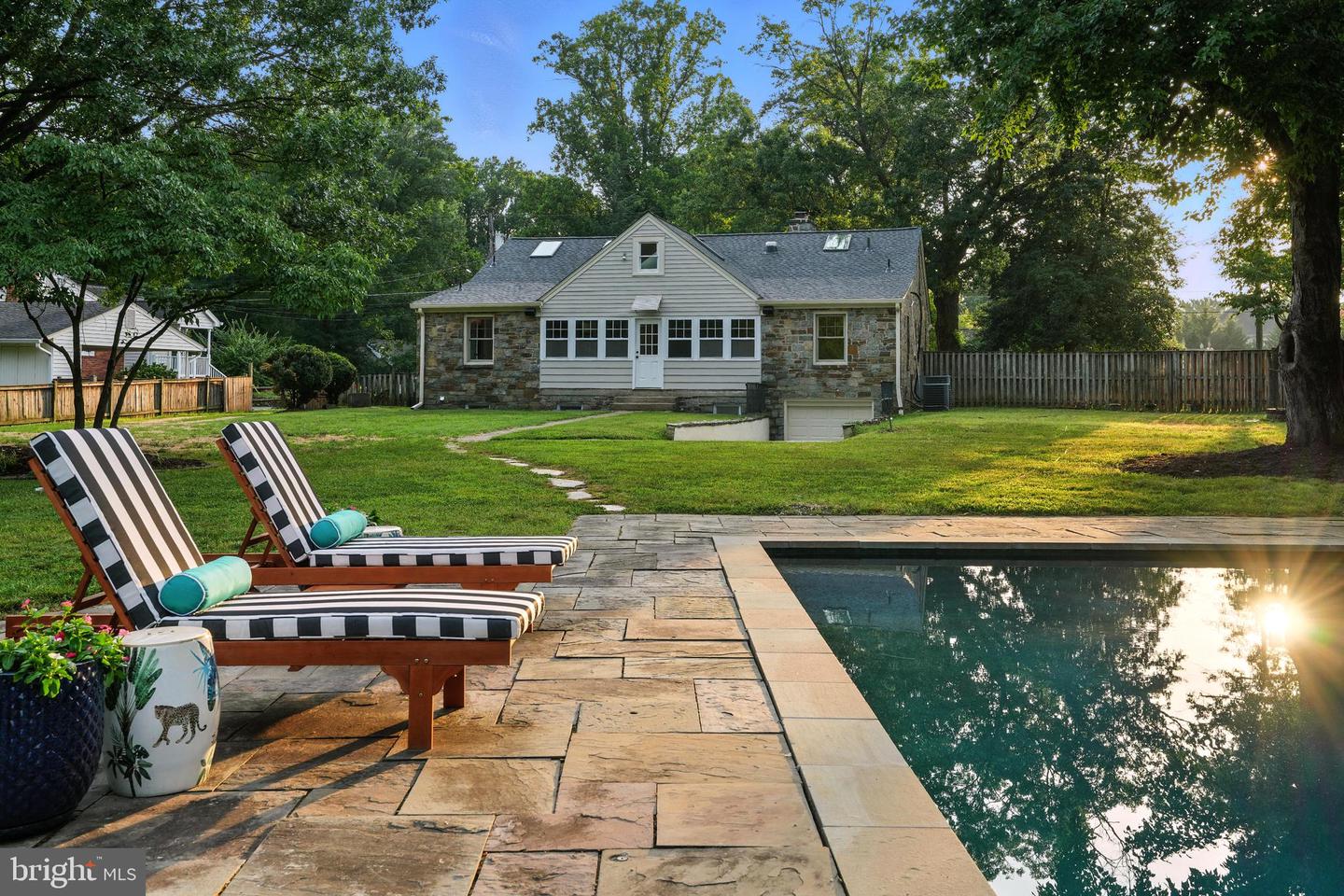 4505 PARK RD, ALEXANDRIA, Virginia 22312, 6 Bedrooms Bedrooms, ,4 BathroomsBathrooms,Residential,For sale,4505 PARK RD,VAFX2258372 MLS # VAFX2258372