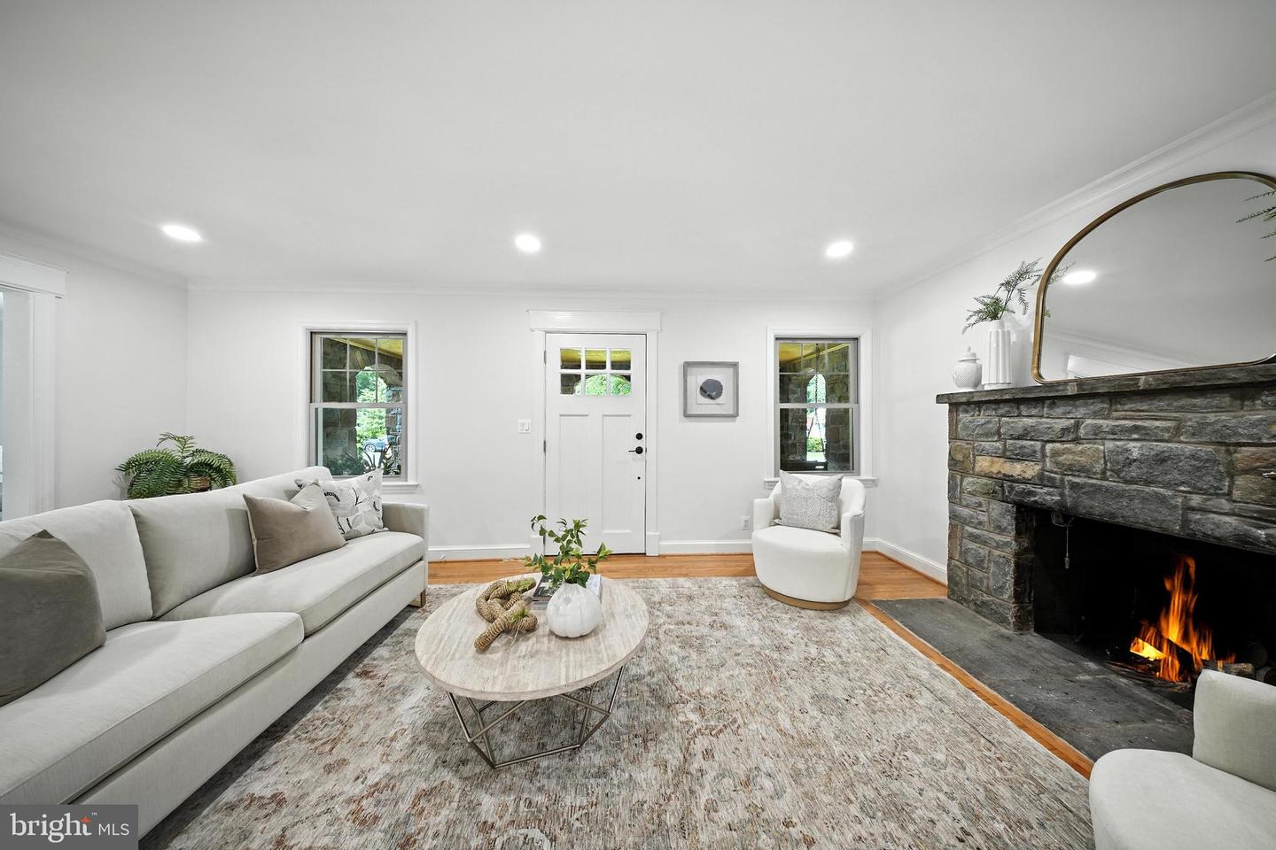 4505 PARK RD, ALEXANDRIA, Virginia 22312, 6 Bedrooms Bedrooms, ,4 BathroomsBathrooms,Residential,For sale,4505 PARK RD,VAFX2258372 MLS # VAFX2258372