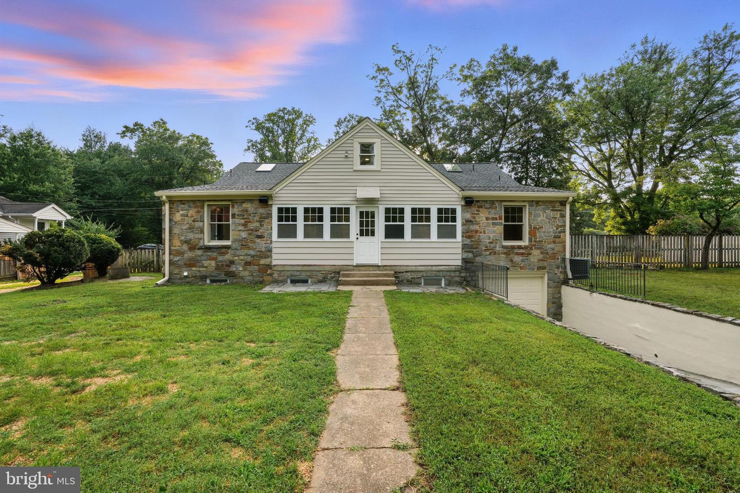 4505 PARK RD, ALEXANDRIA, Virginia 22312, 6 Bedrooms Bedrooms, ,4 BathroomsBathrooms,Residential,For sale,4505 PARK RD,VAFX2258372 MLS # VAFX2258372