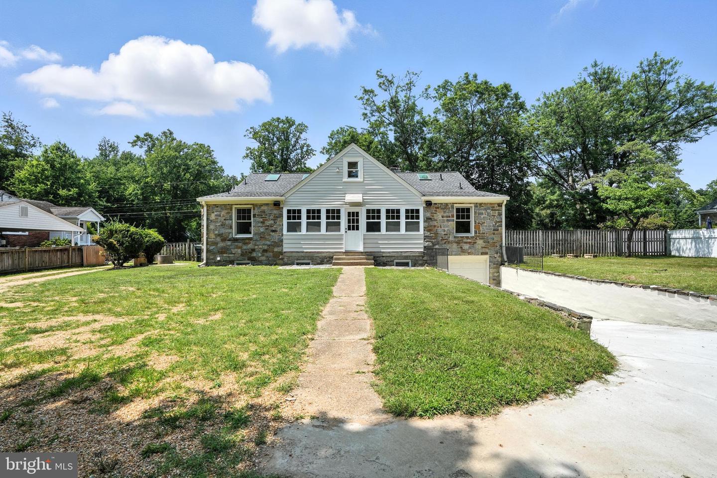 4505 PARK RD, ALEXANDRIA, Virginia 22312, 6 Bedrooms Bedrooms, ,4 BathroomsBathrooms,Residential,For sale,4505 PARK RD,VAFX2258372 MLS # VAFX2258372