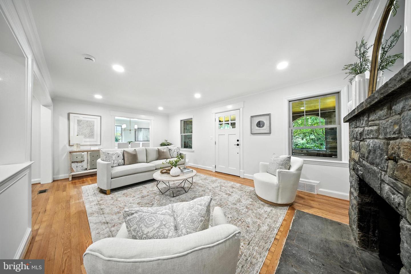 4505 PARK RD, ALEXANDRIA, Virginia 22312, 6 Bedrooms Bedrooms, ,4 BathroomsBathrooms,Residential,For sale,4505 PARK RD,VAFX2258372 MLS # VAFX2258372