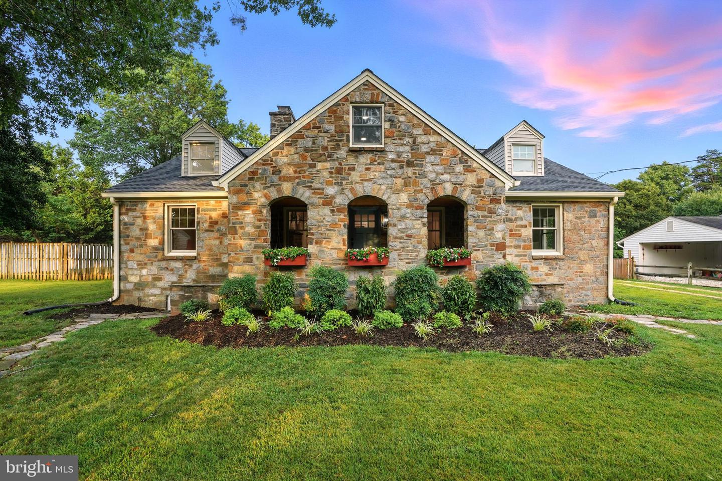 4505 PARK RD, ALEXANDRIA, Virginia 22312, 6 Bedrooms Bedrooms, ,4 BathroomsBathrooms,Residential,For sale,4505 PARK RD,VAFX2258372 MLS # VAFX2258372