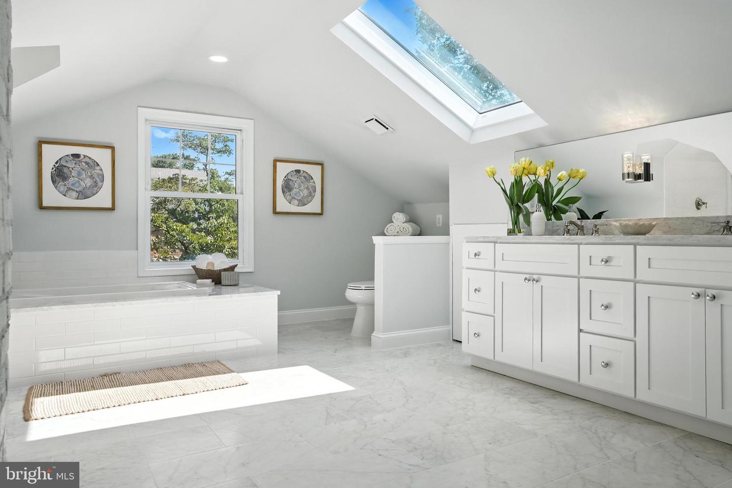 4505 PARK RD, ALEXANDRIA, Virginia 22312, 6 Bedrooms Bedrooms, ,4 BathroomsBathrooms,Residential,For sale,4505 PARK RD,VAFX2258372 MLS # VAFX2258372