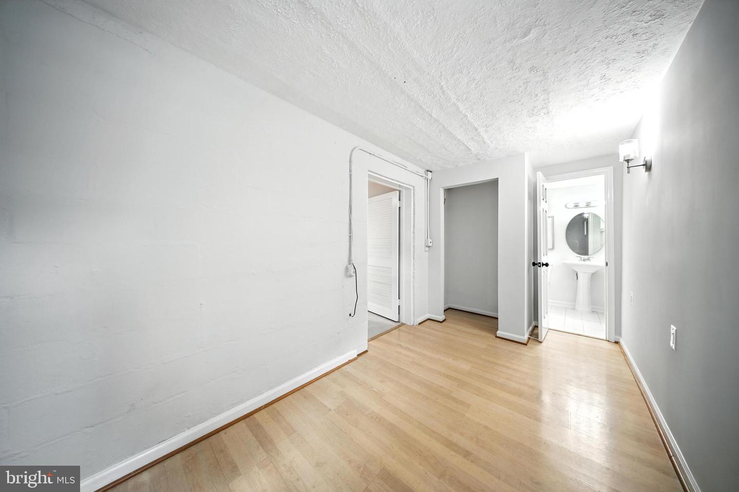 4505 PARK RD, ALEXANDRIA, Virginia 22312, 6 Bedrooms Bedrooms, ,4 BathroomsBathrooms,Residential,For sale,4505 PARK RD,VAFX2258372 MLS # VAFX2258372