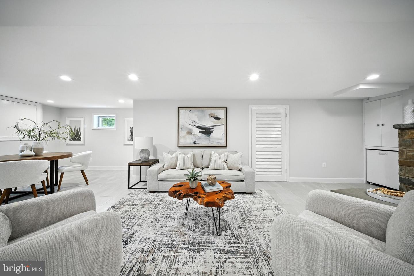 4505 PARK RD, ALEXANDRIA, Virginia 22312, 6 Bedrooms Bedrooms, ,4 BathroomsBathrooms,Residential,For sale,4505 PARK RD,VAFX2258372 MLS # VAFX2258372