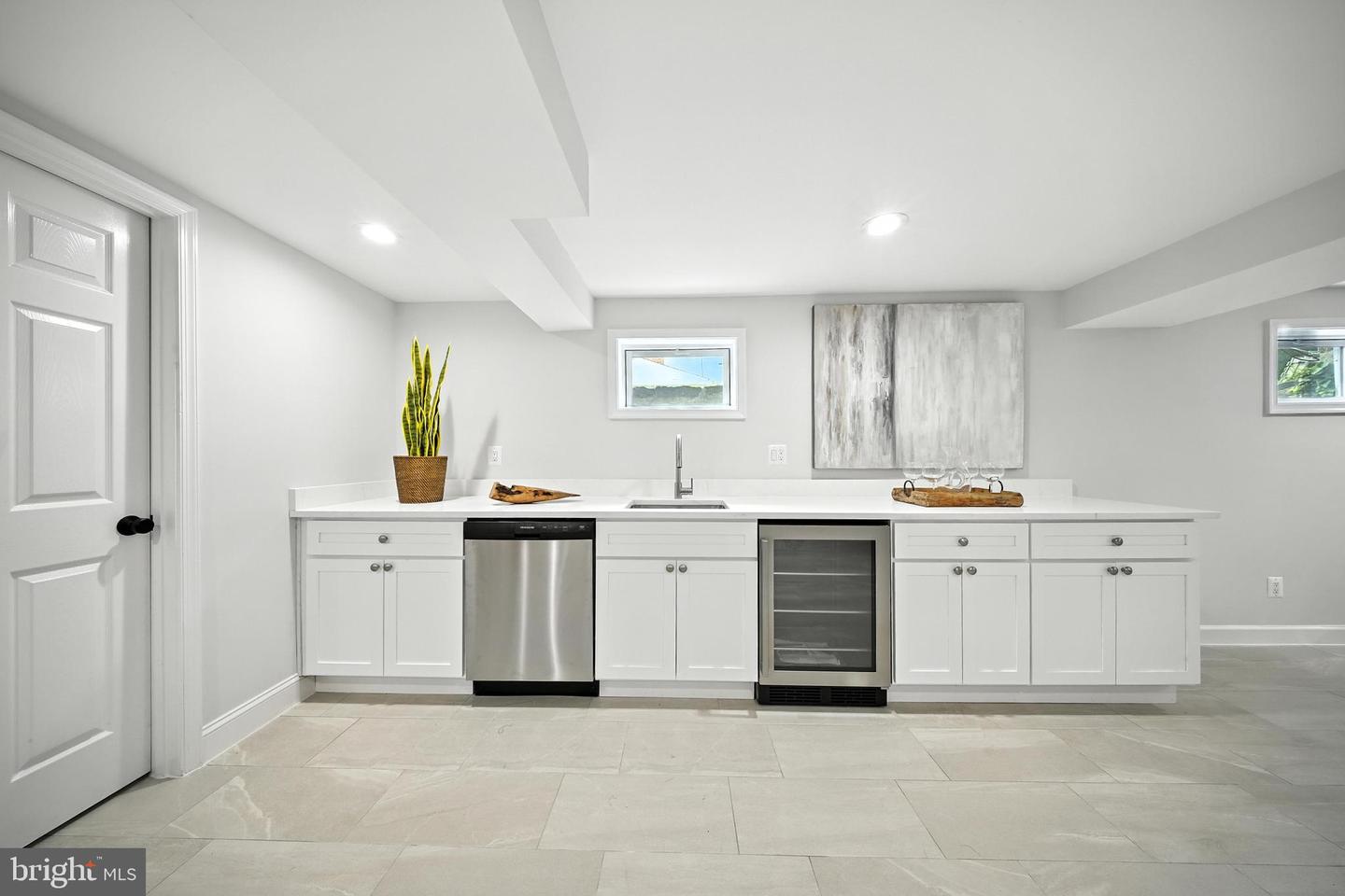 4505 PARK RD, ALEXANDRIA, Virginia 22312, 6 Bedrooms Bedrooms, ,4 BathroomsBathrooms,Residential,For sale,4505 PARK RD,VAFX2258372 MLS # VAFX2258372