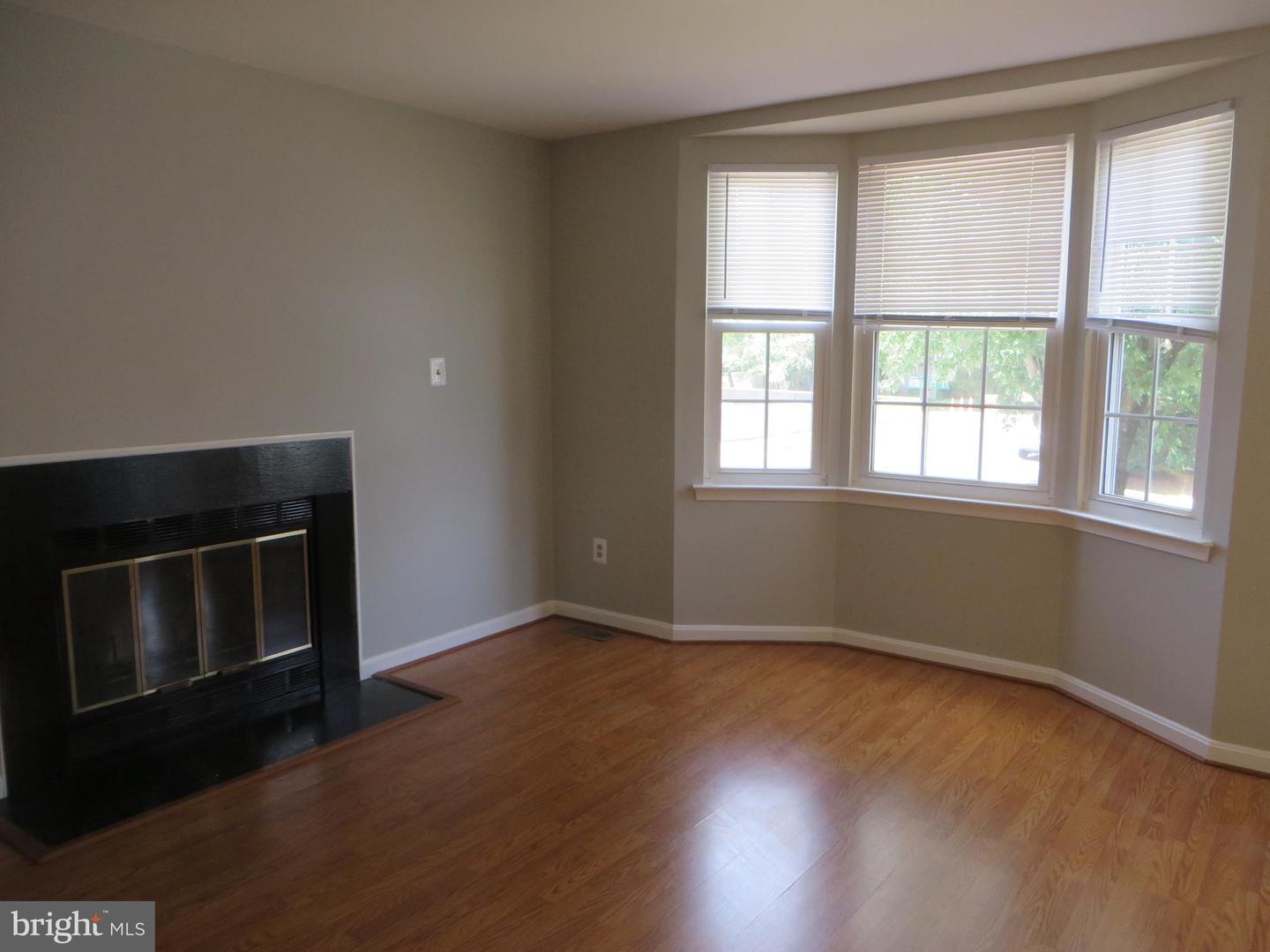 6998 ADMETUS CT, ALEXANDRIA, Virginia 22315, 3 Bedrooms Bedrooms, ,3 BathroomsBathrooms,Residential,For sale,6998 ADMETUS CT,VAFX2258382 MLS # VAFX2258382
