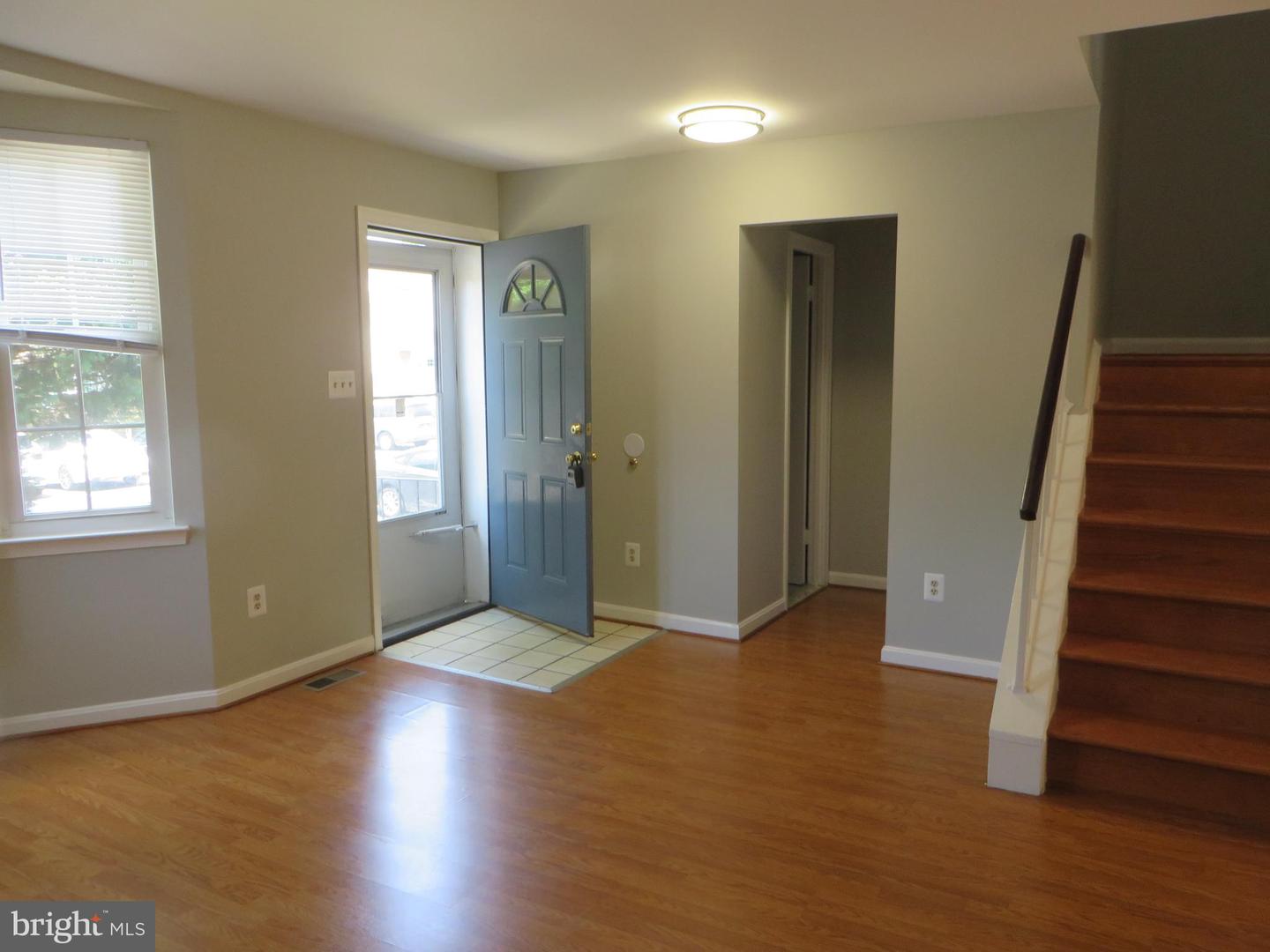 6998 ADMETUS CT, ALEXANDRIA, Virginia 22315, 3 Bedrooms Bedrooms, ,3 BathroomsBathrooms,Residential,For sale,6998 ADMETUS CT,VAFX2258382 MLS # VAFX2258382