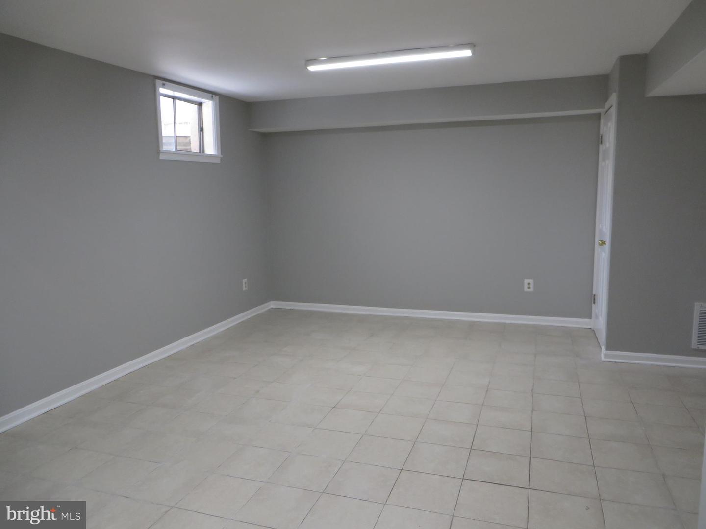 6998 ADMETUS CT, ALEXANDRIA, Virginia 22315, 3 Bedrooms Bedrooms, ,3 BathroomsBathrooms,Residential,For sale,6998 ADMETUS CT,VAFX2258382 MLS # VAFX2258382