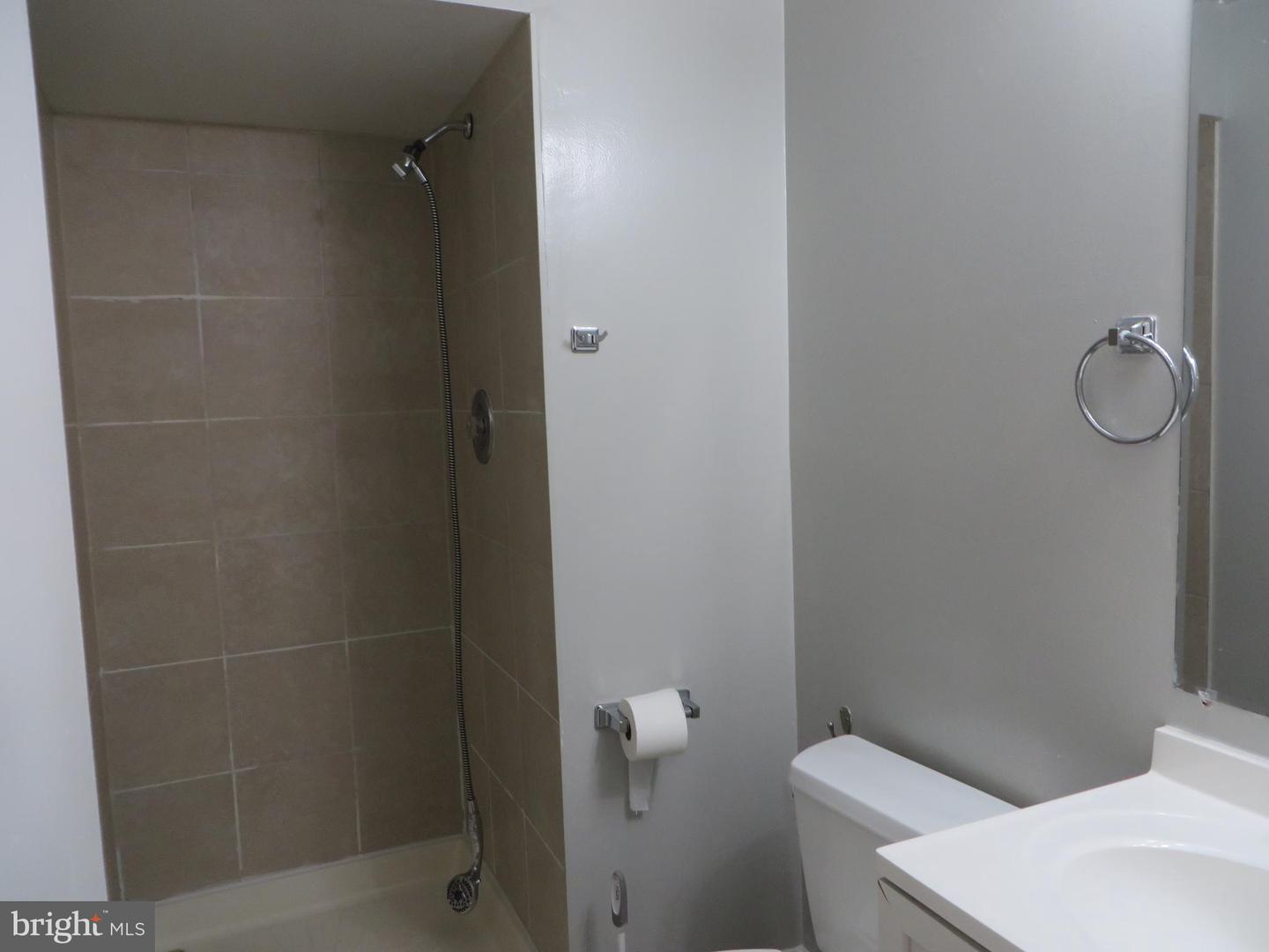 6998 ADMETUS CT, ALEXANDRIA, Virginia 22315, 3 Bedrooms Bedrooms, ,3 BathroomsBathrooms,Residential,For sale,6998 ADMETUS CT,VAFX2258382 MLS # VAFX2258382