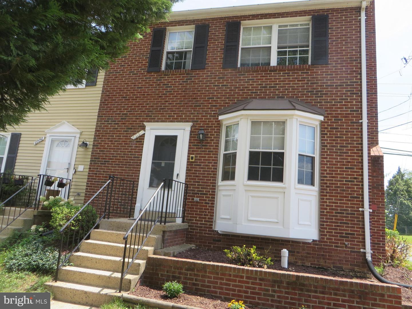 6998 ADMETUS CT, ALEXANDRIA, Virginia 22315, 3 Bedrooms Bedrooms, ,3 BathroomsBathrooms,Residential,For sale,6998 ADMETUS CT,VAFX2258382 MLS # VAFX2258382