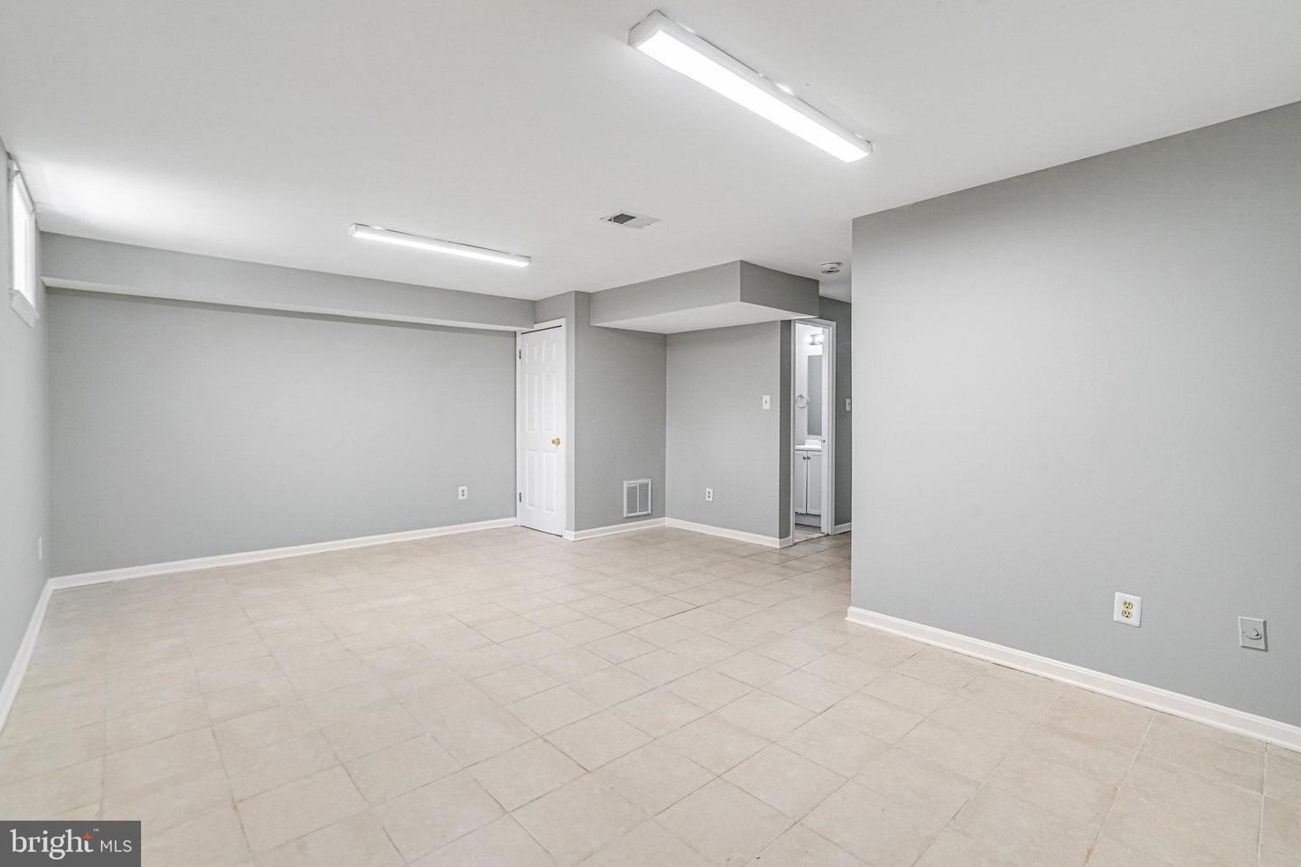 6998 ADMETUS CT, ALEXANDRIA, Virginia 22315, 3 Bedrooms Bedrooms, ,3 BathroomsBathrooms,Residential,For sale,6998 ADMETUS CT,VAFX2258382 MLS # VAFX2258382