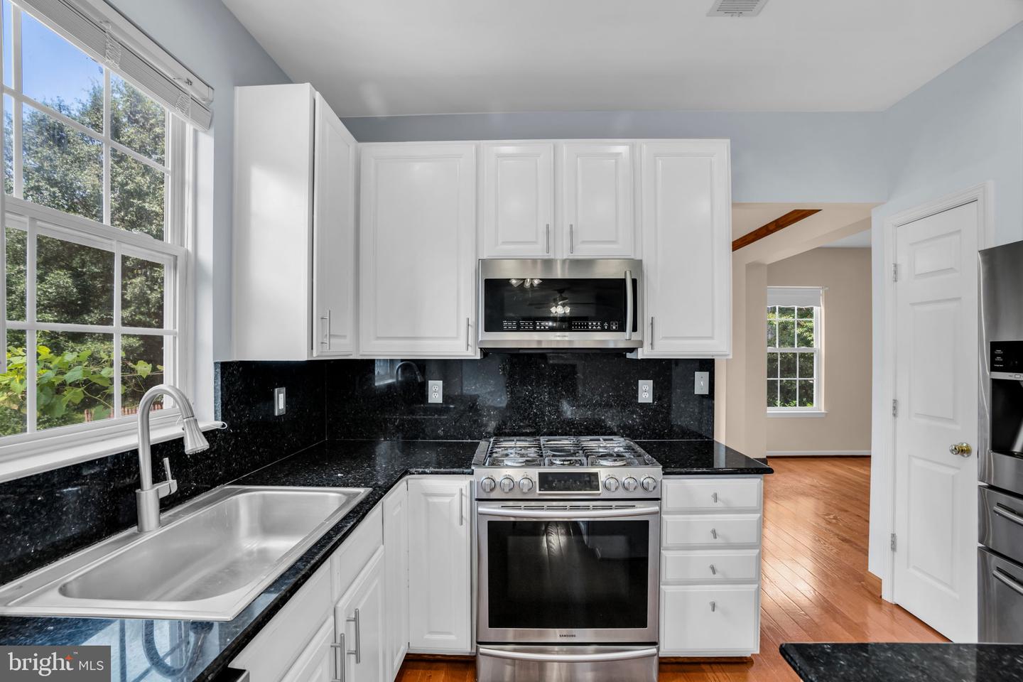 8142 TENBROOK DR, GAINESVILLE, Virginia 20155, 4 Bedrooms Bedrooms, ,3 BathroomsBathrooms,Residential,For sale,8142 TENBROOK DR,VAPW2100344 MLS # VAPW2100344