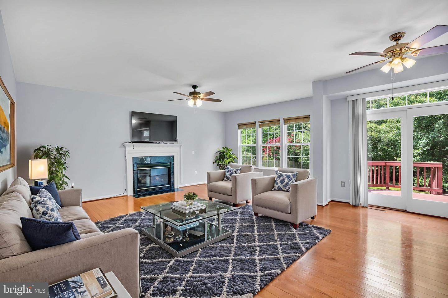 8142 TENBROOK DR, GAINESVILLE, Virginia 20155, 4 Bedrooms Bedrooms, ,3 BathroomsBathrooms,Residential,For sale,8142 TENBROOK DR,VAPW2100344 MLS # VAPW2100344