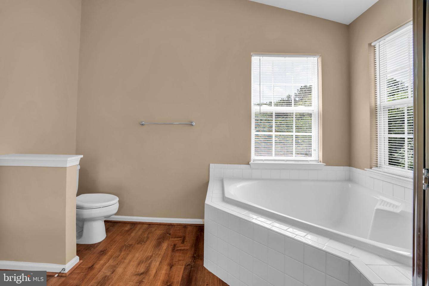 8142 TENBROOK DR, GAINESVILLE, Virginia 20155, 4 Bedrooms Bedrooms, ,3 BathroomsBathrooms,Residential,For sale,8142 TENBROOK DR,VAPW2100344 MLS # VAPW2100344
