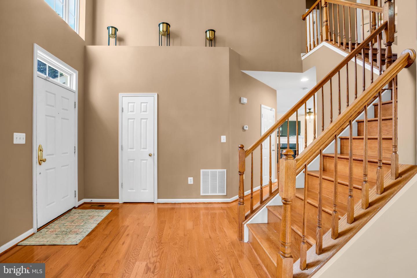 8142 TENBROOK DR, GAINESVILLE, Virginia 20155, 4 Bedrooms Bedrooms, ,3 BathroomsBathrooms,Residential,For sale,8142 TENBROOK DR,VAPW2100344 MLS # VAPW2100344