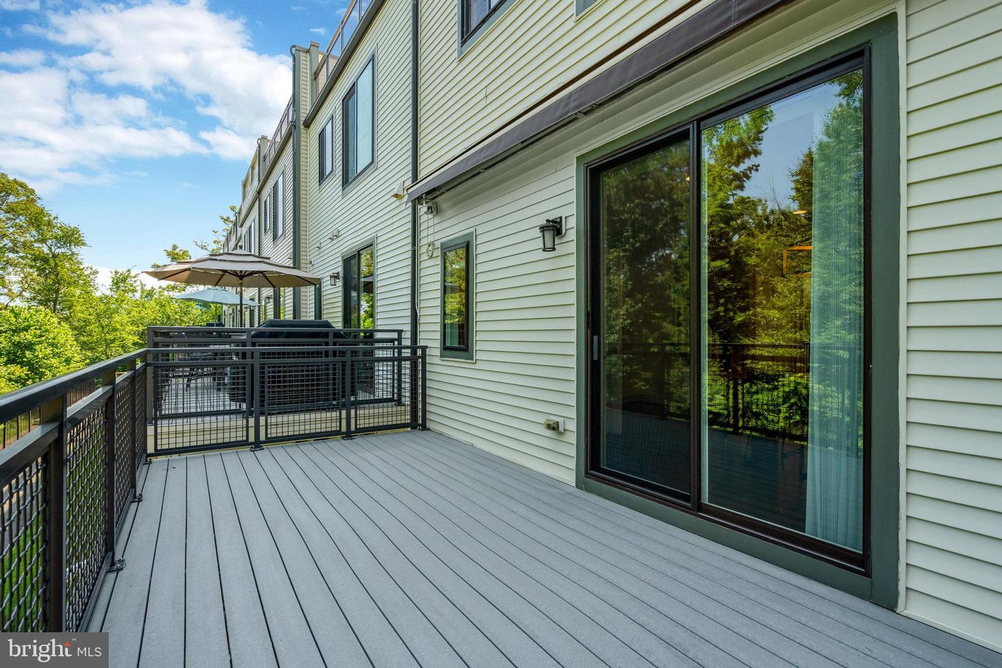 4912 TRAIL VISTA LN, CHANTILLY, Virginia 20151, 4 Bedrooms Bedrooms, ,3 BathroomsBathrooms,Residential,For sale,4912 TRAIL VISTA LN,VAFX2258384 MLS # VAFX2258384