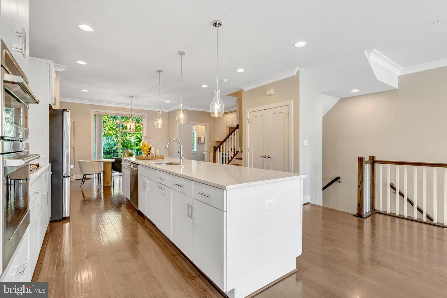 4912 TRAIL VISTA LN, CHANTILLY, Virginia 20151, 4 Bedrooms Bedrooms, ,3 BathroomsBathrooms,Residential,For sale,4912 TRAIL VISTA LN,VAFX2258384 MLS # VAFX2258384