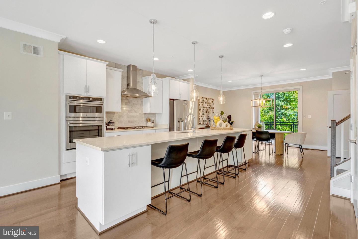 4912 TRAIL VISTA LN, CHANTILLY, Virginia 20151, 4 Bedrooms Bedrooms, ,3 BathroomsBathrooms,Residential,For sale,4912 TRAIL VISTA LN,VAFX2258384 MLS # VAFX2258384