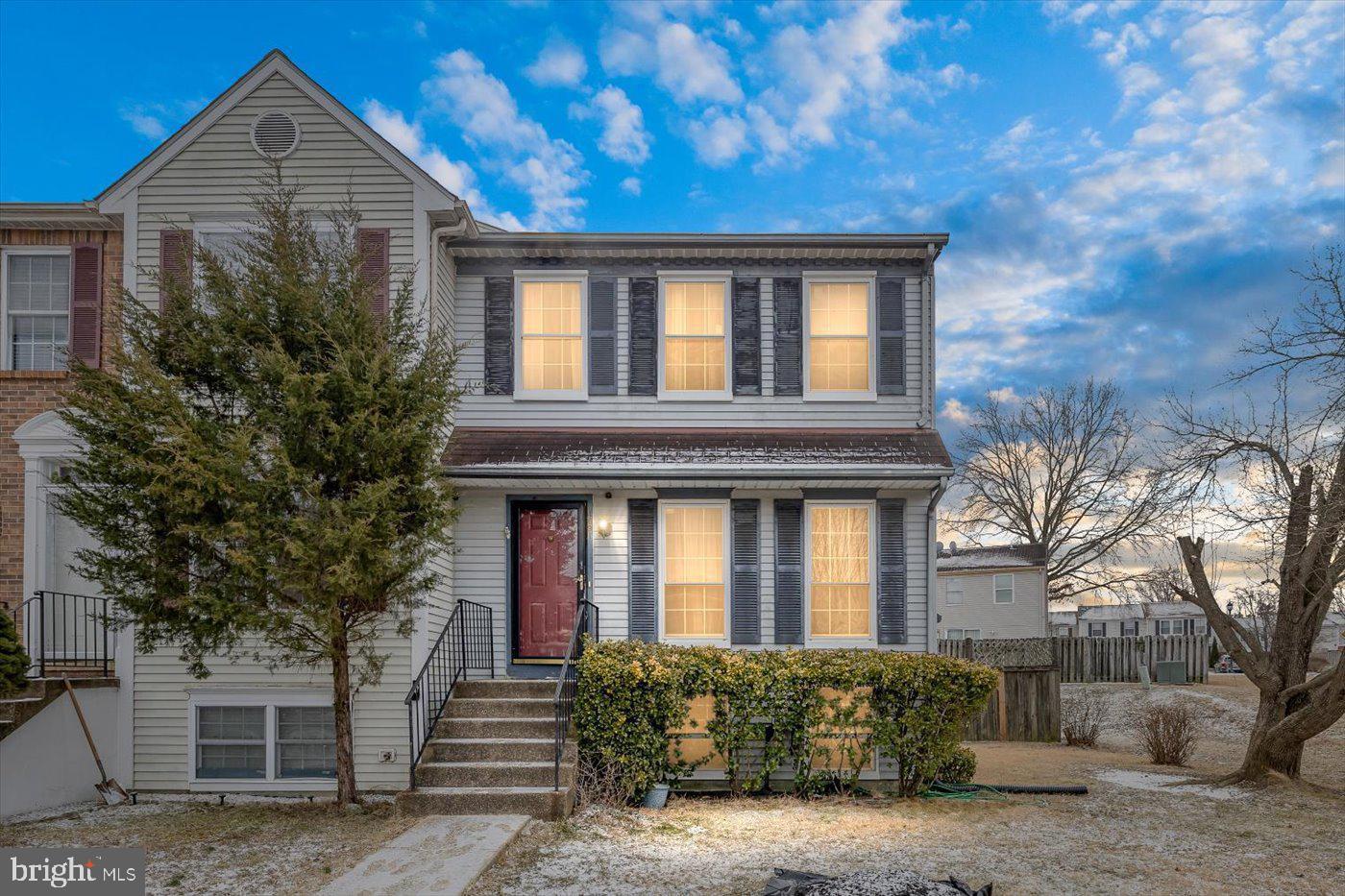 4691 JOANNA CT, WOODBRIDGE, Virginia 22193, 3 Bedrooms Bedrooms, 12 Rooms Rooms,3 BathroomsBathrooms,Residential,For sale,4691 JOANNA CT,VAPW2100346 MLS # VAPW2100346