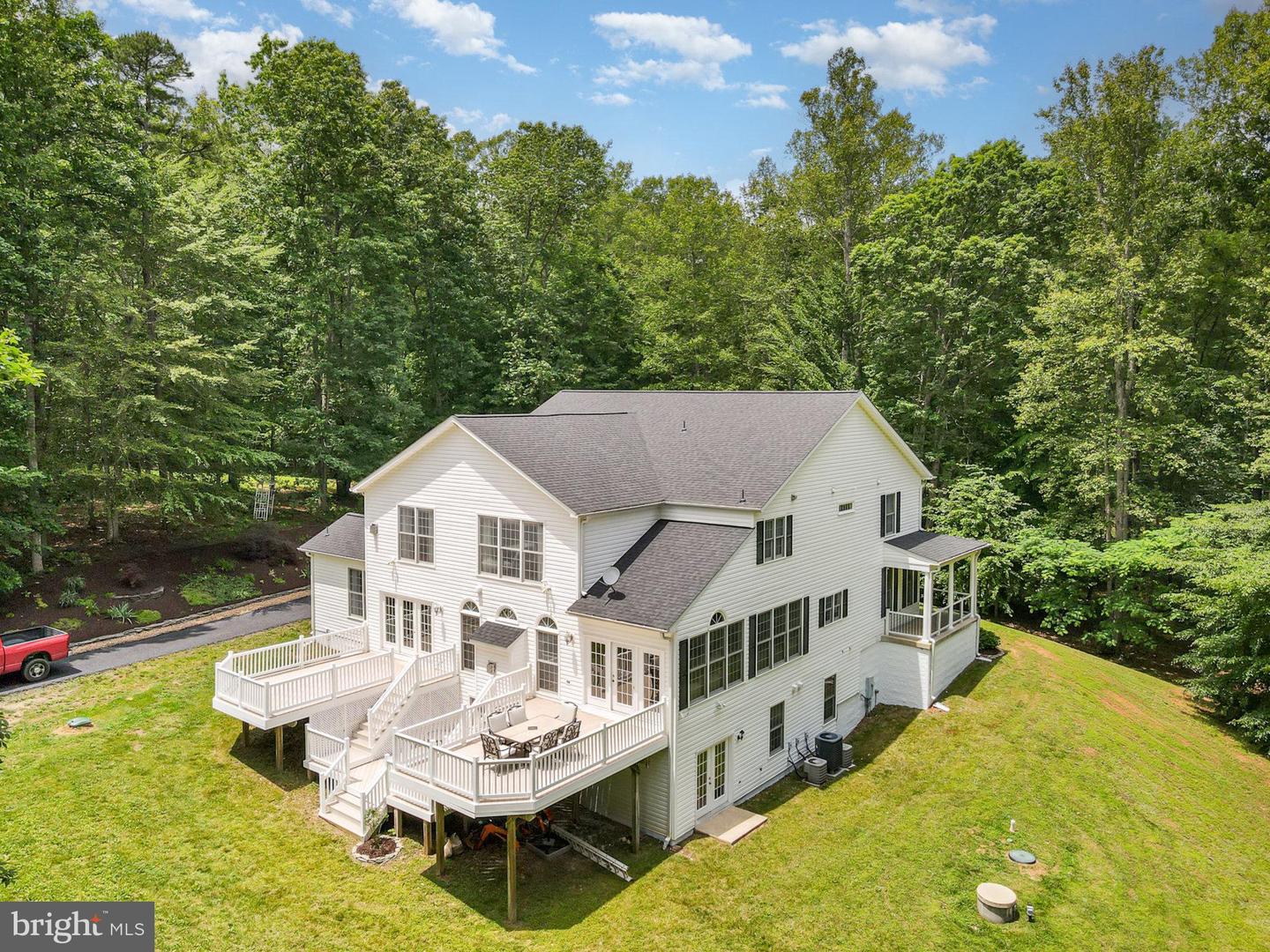 160 WALNUT RIDGE DR, STAFFORD, Virginia 22556, 6 Bedrooms Bedrooms, ,5 BathroomsBathrooms,Residential,For sale,160 WALNUT RIDGE DR,VAST2041284 MLS # VAST2041284
