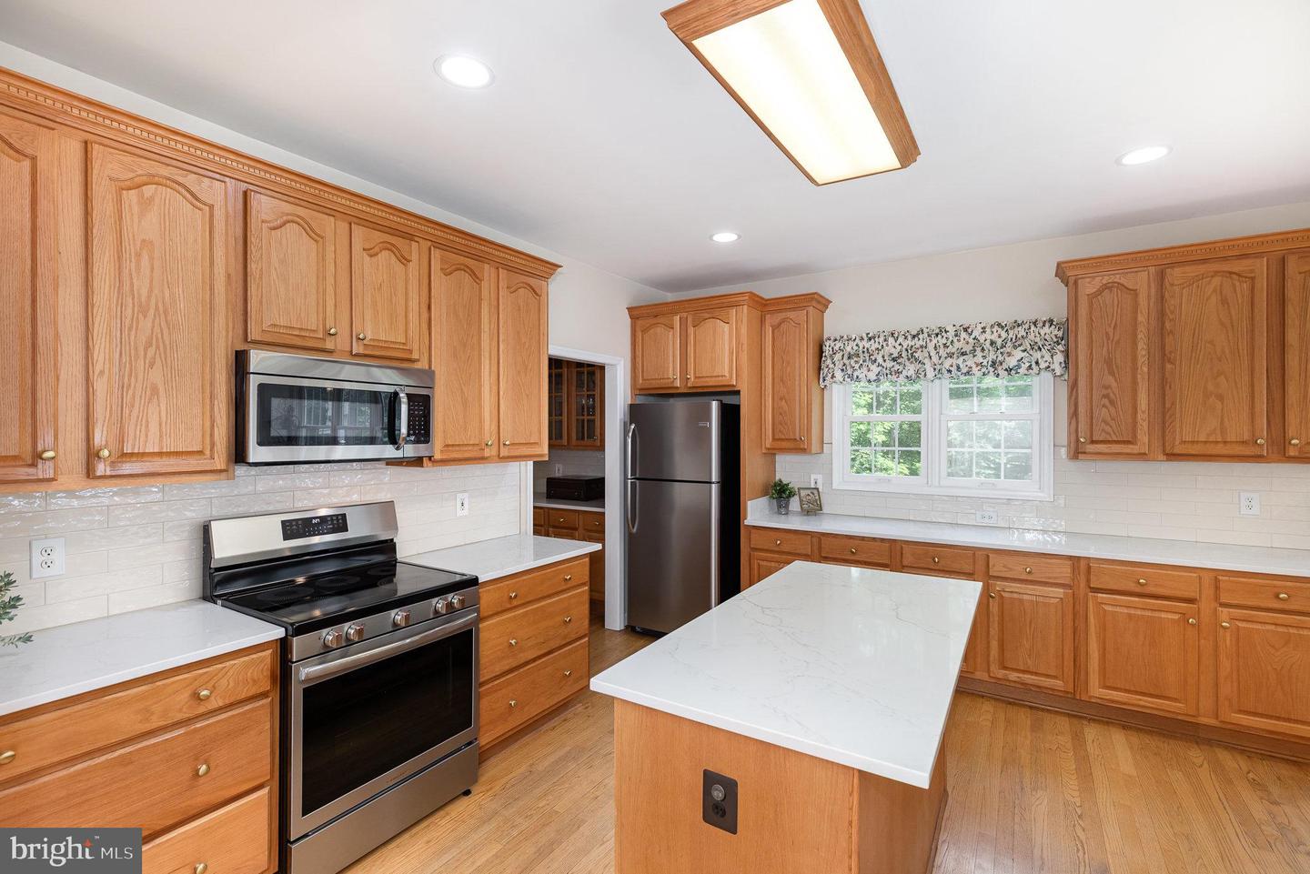 160 WALNUT RIDGE DR, STAFFORD, Virginia 22556, 6 Bedrooms Bedrooms, ,5 BathroomsBathrooms,Residential,For sale,160 WALNUT RIDGE DR,VAST2041284 MLS # VAST2041284