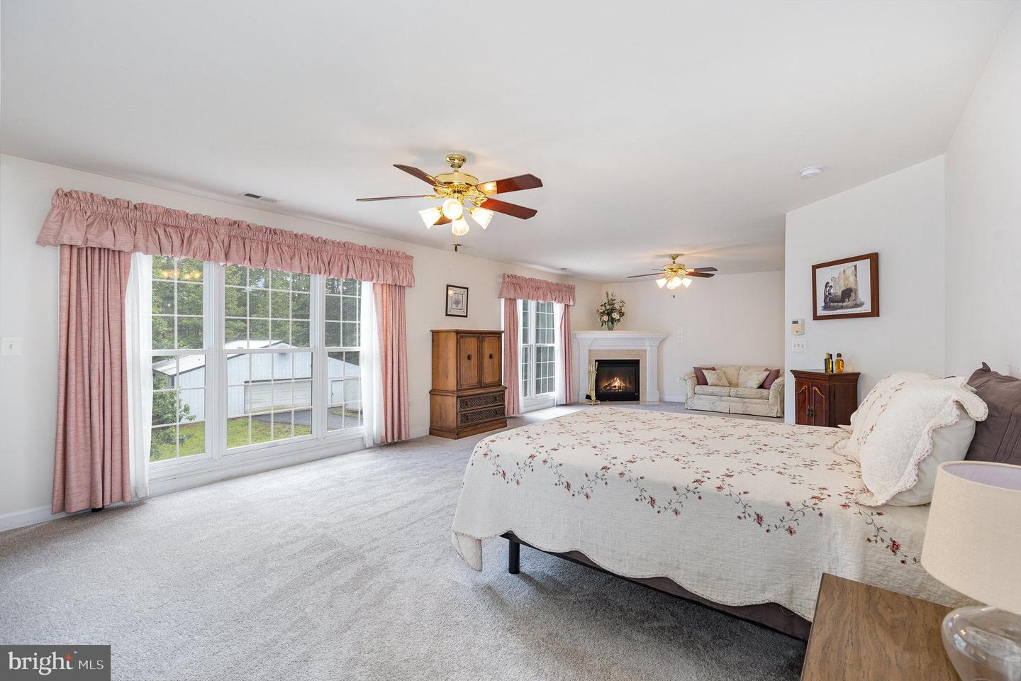 160 WALNUT RIDGE DR, STAFFORD, Virginia 22556, 6 Bedrooms Bedrooms, ,5 BathroomsBathrooms,Residential,For sale,160 WALNUT RIDGE DR,VAST2041284 MLS # VAST2041284