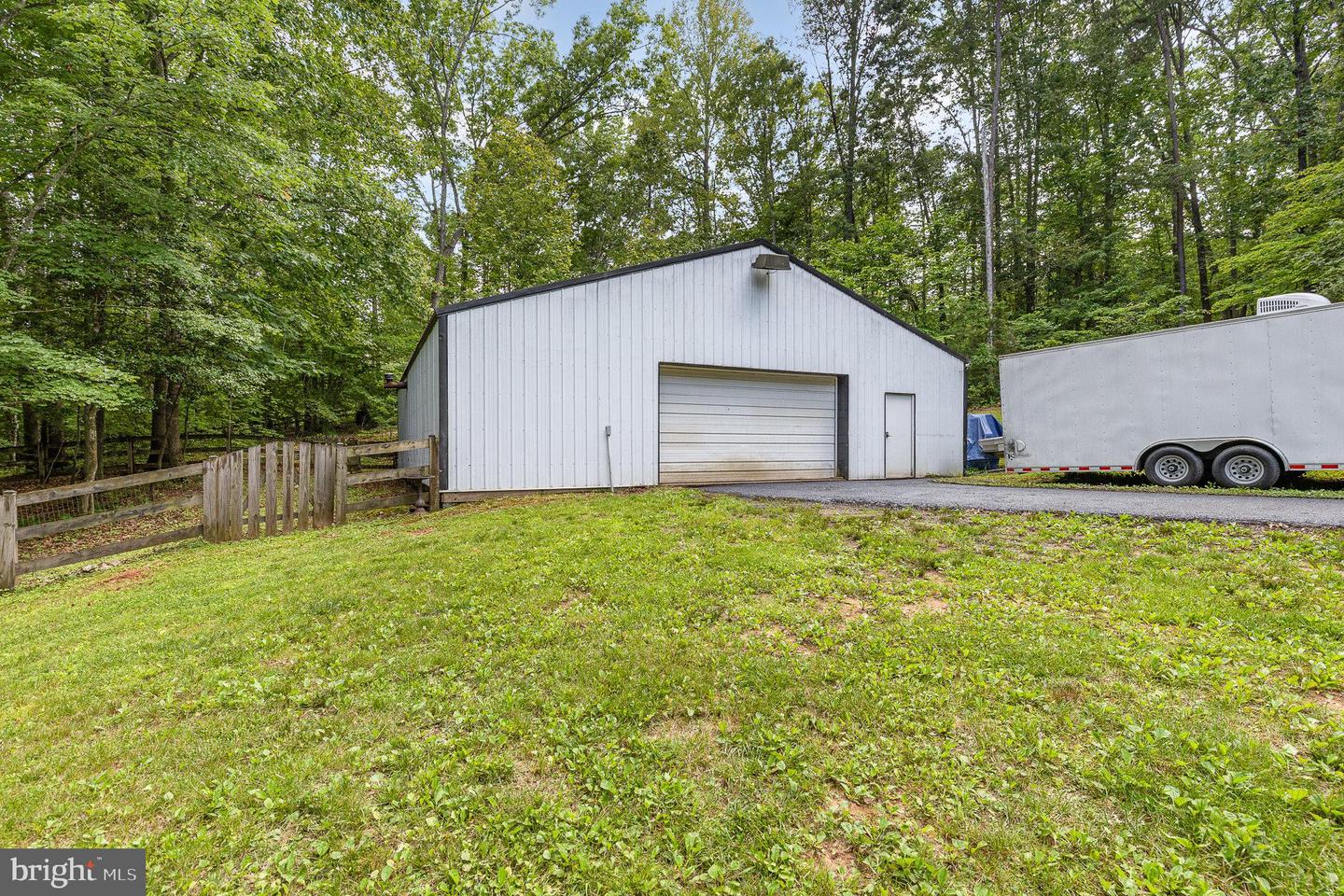 160 WALNUT RIDGE DR, STAFFORD, Virginia 22556, 6 Bedrooms Bedrooms, ,5 BathroomsBathrooms,Residential,For sale,160 WALNUT RIDGE DR,VAST2041284 MLS # VAST2041284